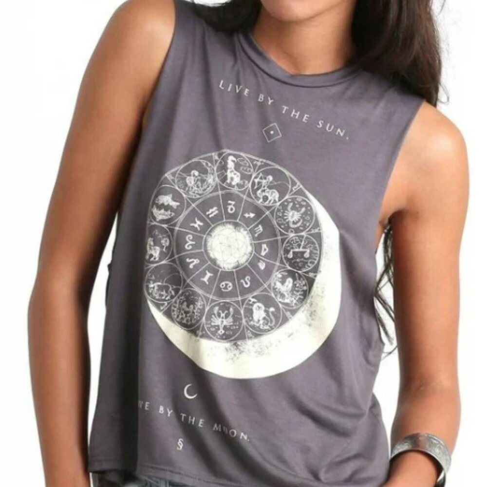NWT - Sun & Moon Muscle Tank – Graphic Yoga Top – XL